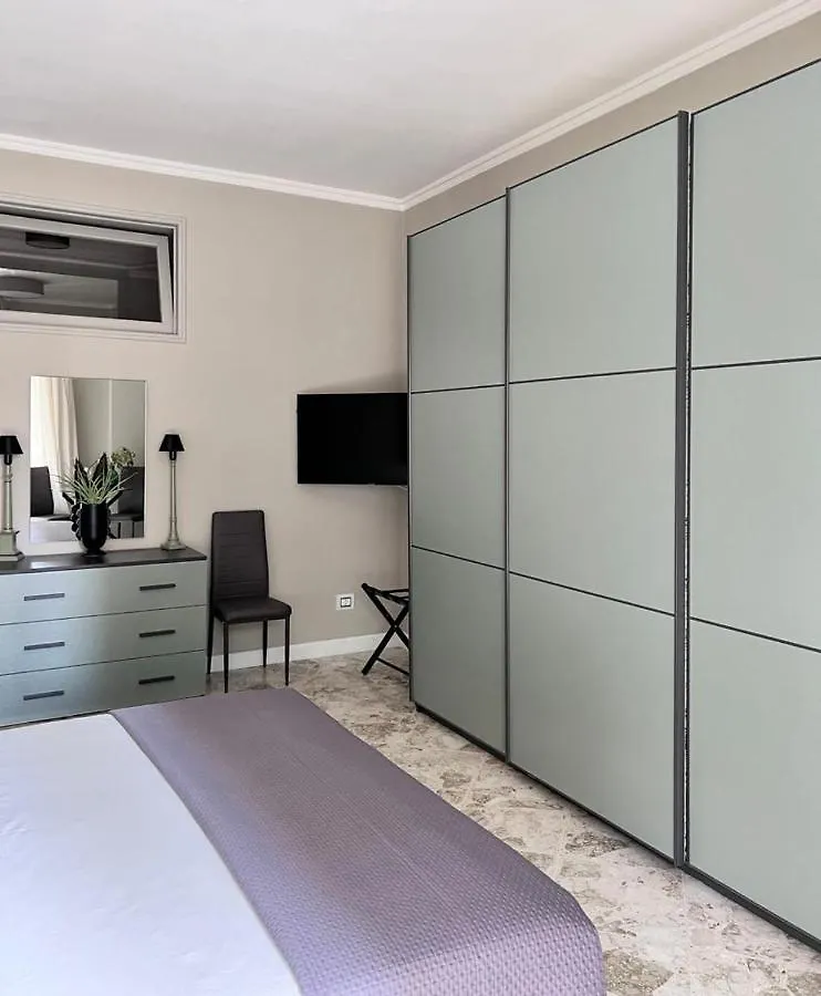 Apartament Visconti 90 Bari