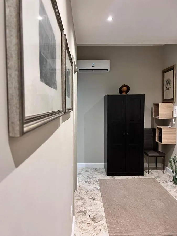 Apartament Visconti 90 Bari